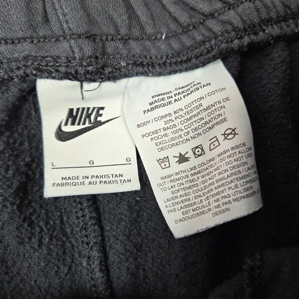 Nike Sportswear Just Do It Fleece Shorts Mens Large Black DD6235-010 Athletic